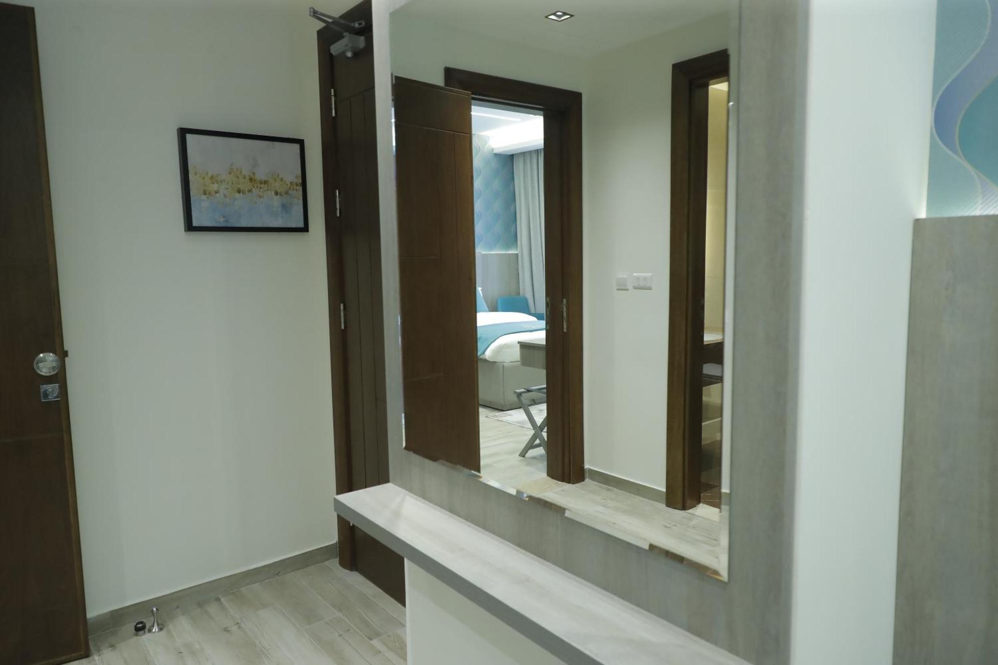 فندق Soho Midtown Ash Shumaysani المظهر الخارجي الصورة